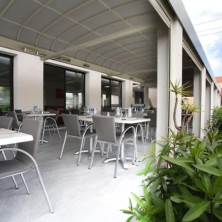 Des Nacres 3* Ventiseri